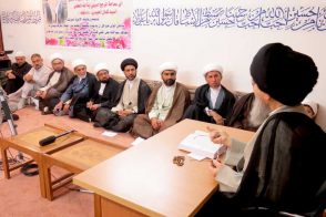 سماحة المرجع الديني السيد كمال الحيدري يستقبل جمعاً من طلبة العلوم الدينية